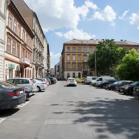 Apartment Carolyn Apartman In The Old City *