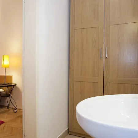 Apartment Carolyn Apartman In The Old City *