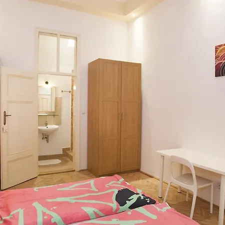 Carolyn Apartman In The Old City Budapest